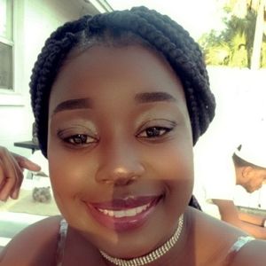 Meet your Posher, Darline